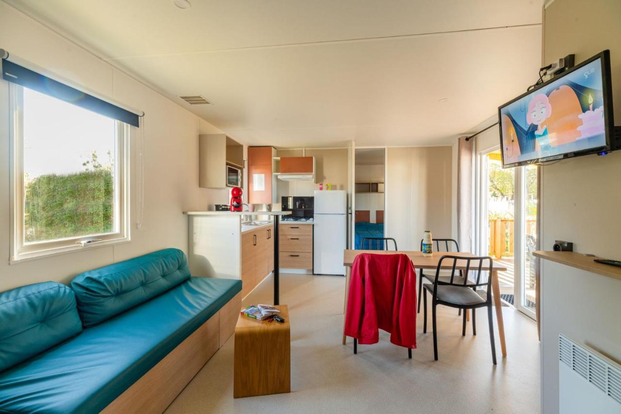 Camping Les Carolins Saint-Lo-d'Ourville Eksteriør bilde