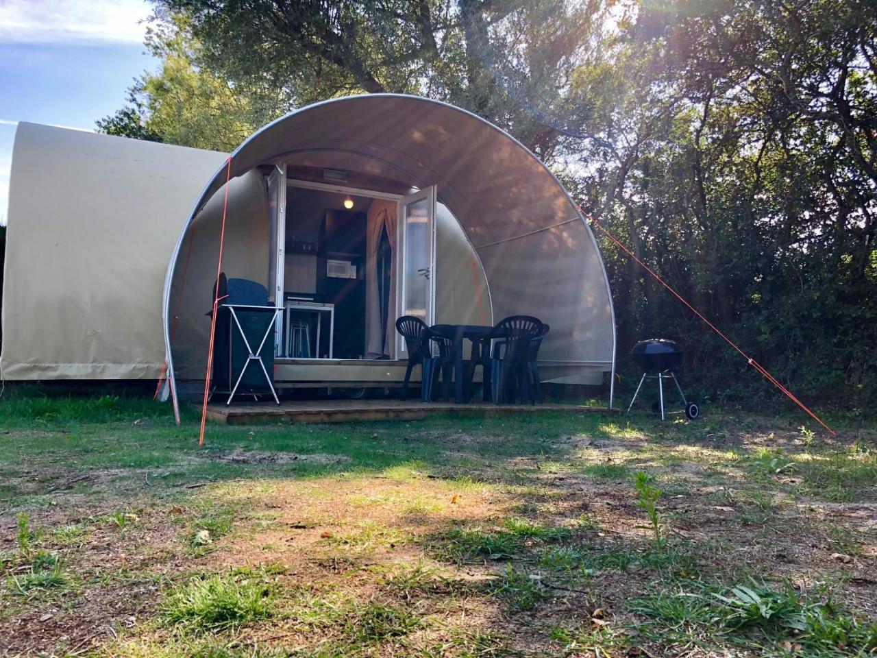 Camping Les Carolins Saint-Lo-d'Ourville Eksteriør bilde