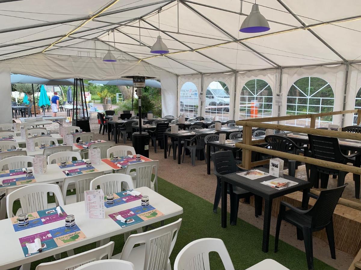 Camping Les Carolins Saint-Lo-d'Ourville Eksteriør bilde